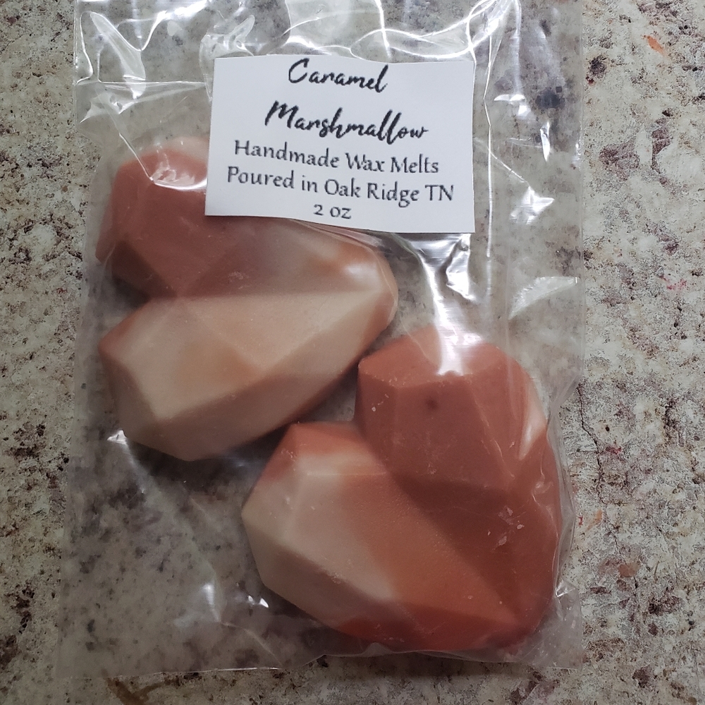 Caramel Marshmallow Wax Melts 2 Geo Hearts